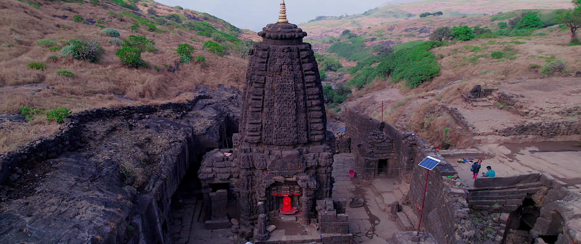 Harishchandragad ancient structures and temple