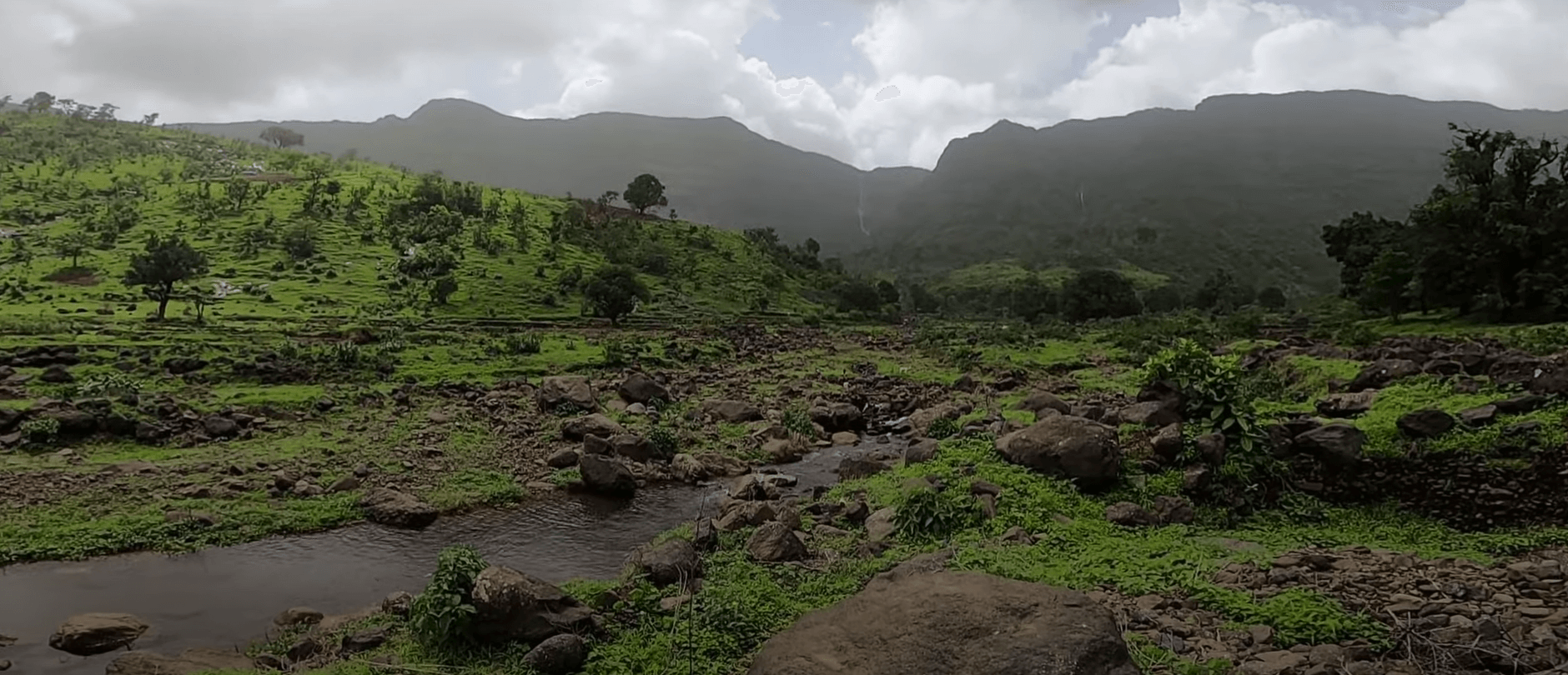 Dhodhani Waterfalls